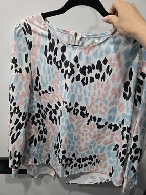 Lightweight Animal Print Blouse - Pastel Pink & Blue